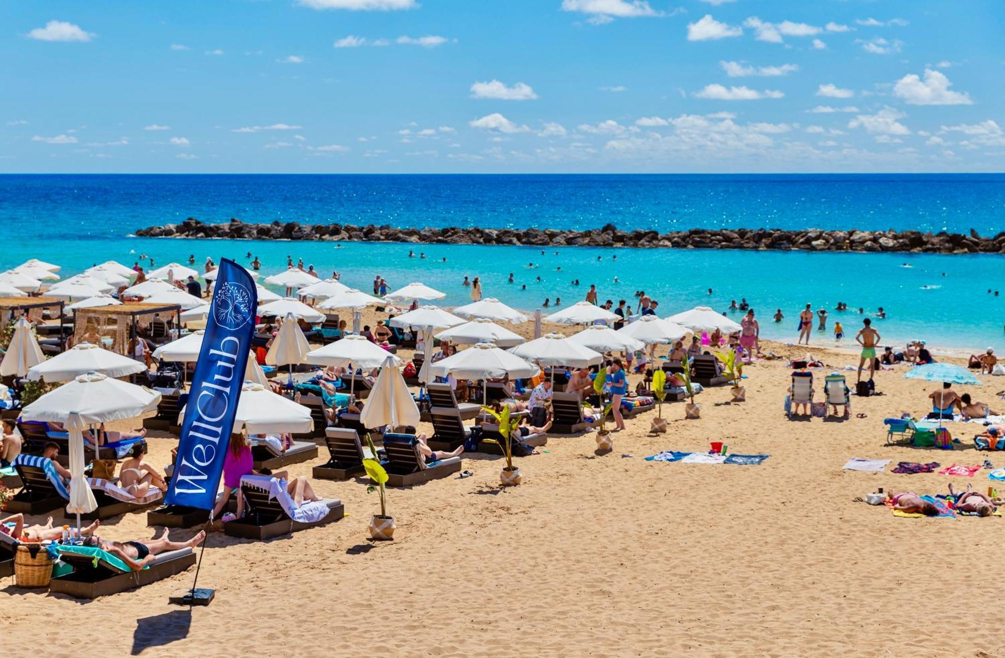 Hotel Wellclub - Family Wellness & Seaview Suites 4*