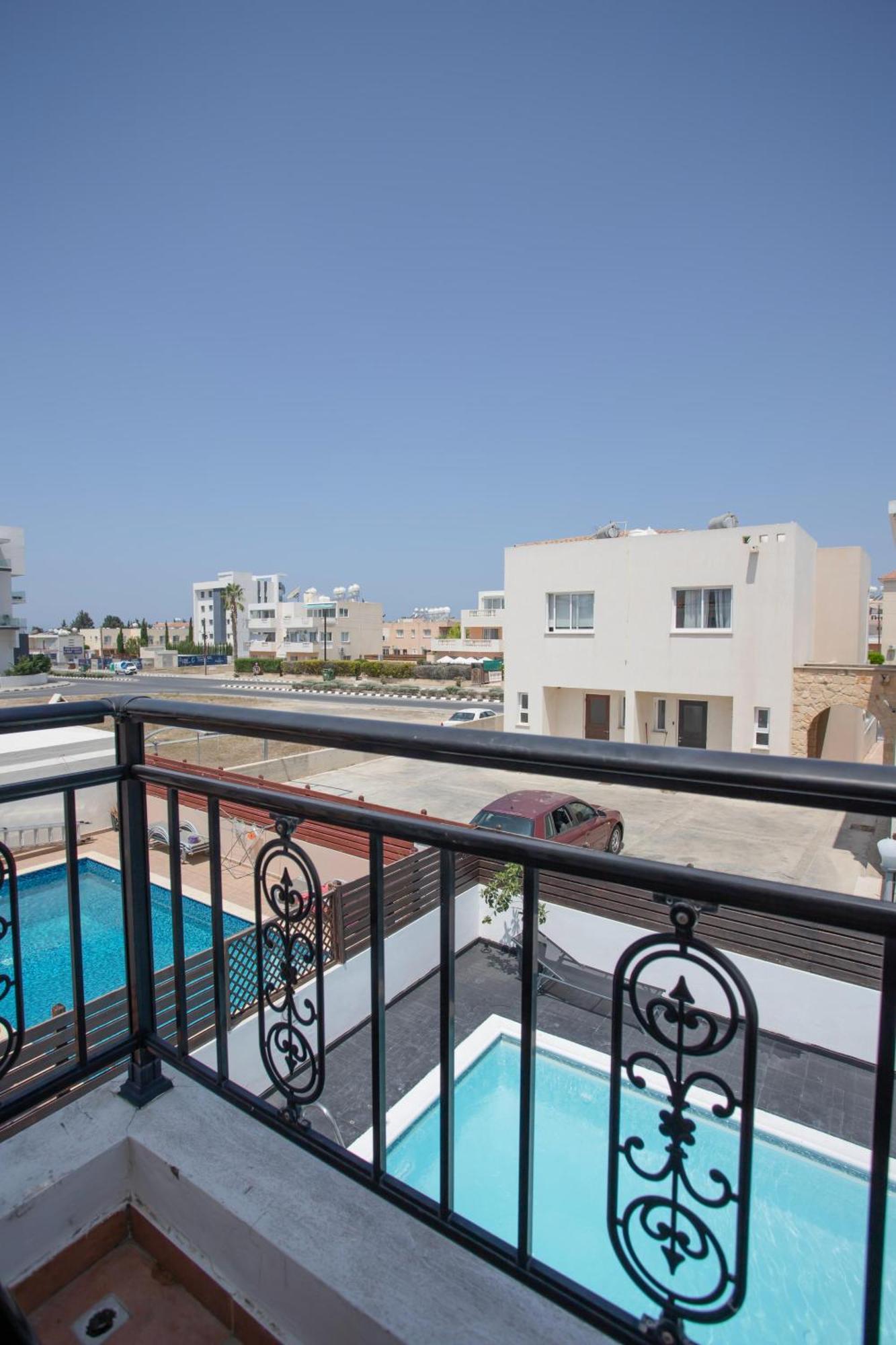 Villa Spacious With Private Pool
