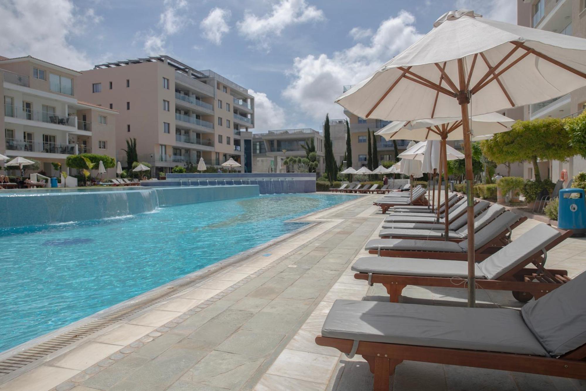 Elysia Park Apartment Paphos