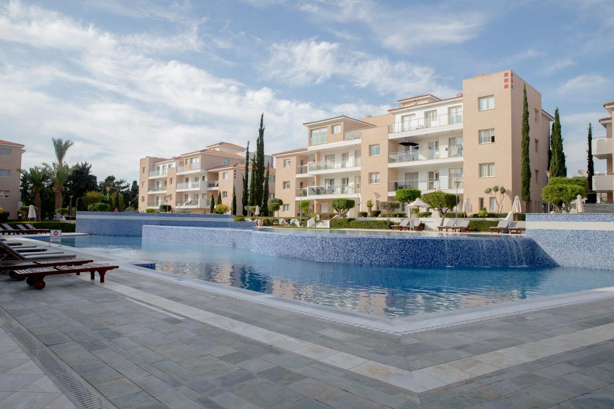Elysia Park Apartment Paphos