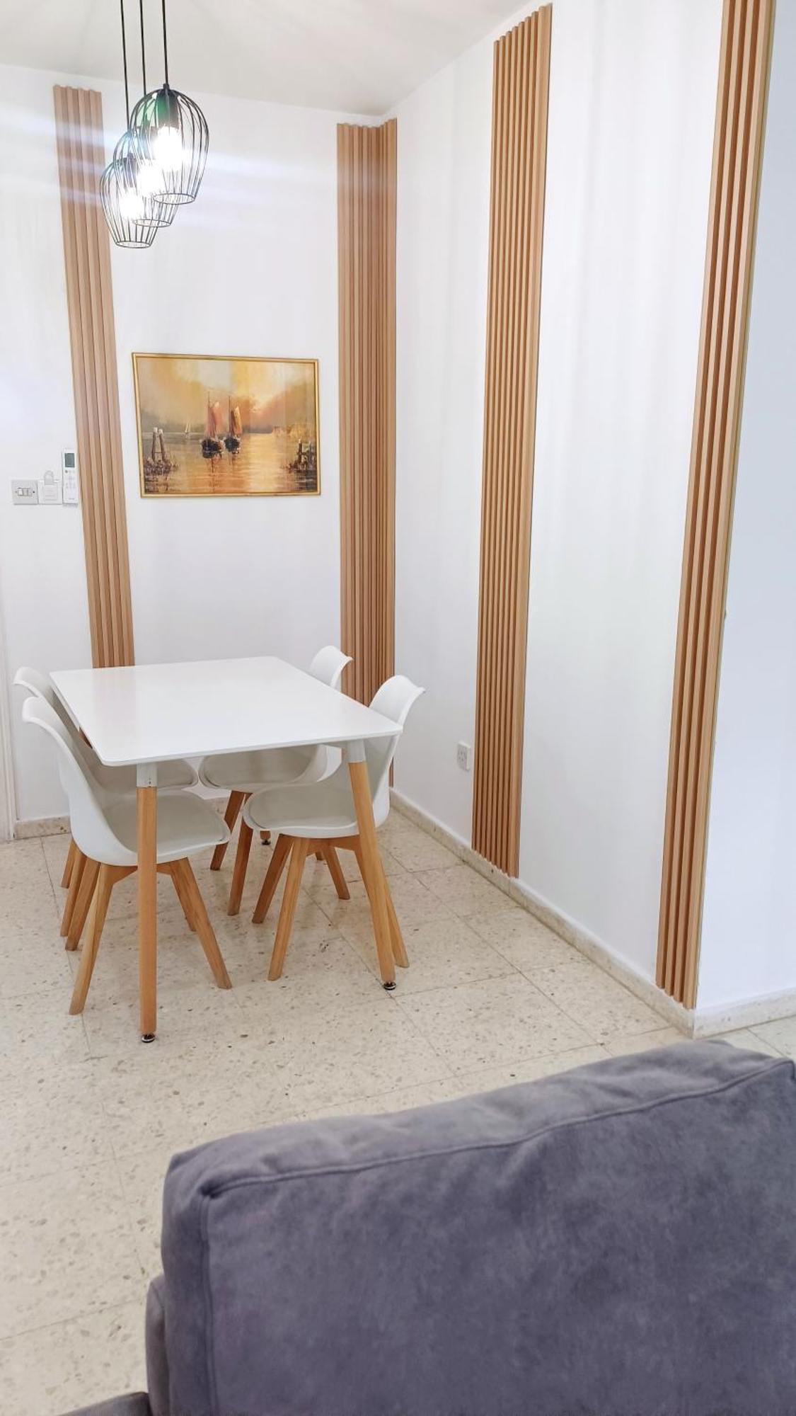 Modern 2bd Near Mall- Internet 1gbps Apartment Paphos