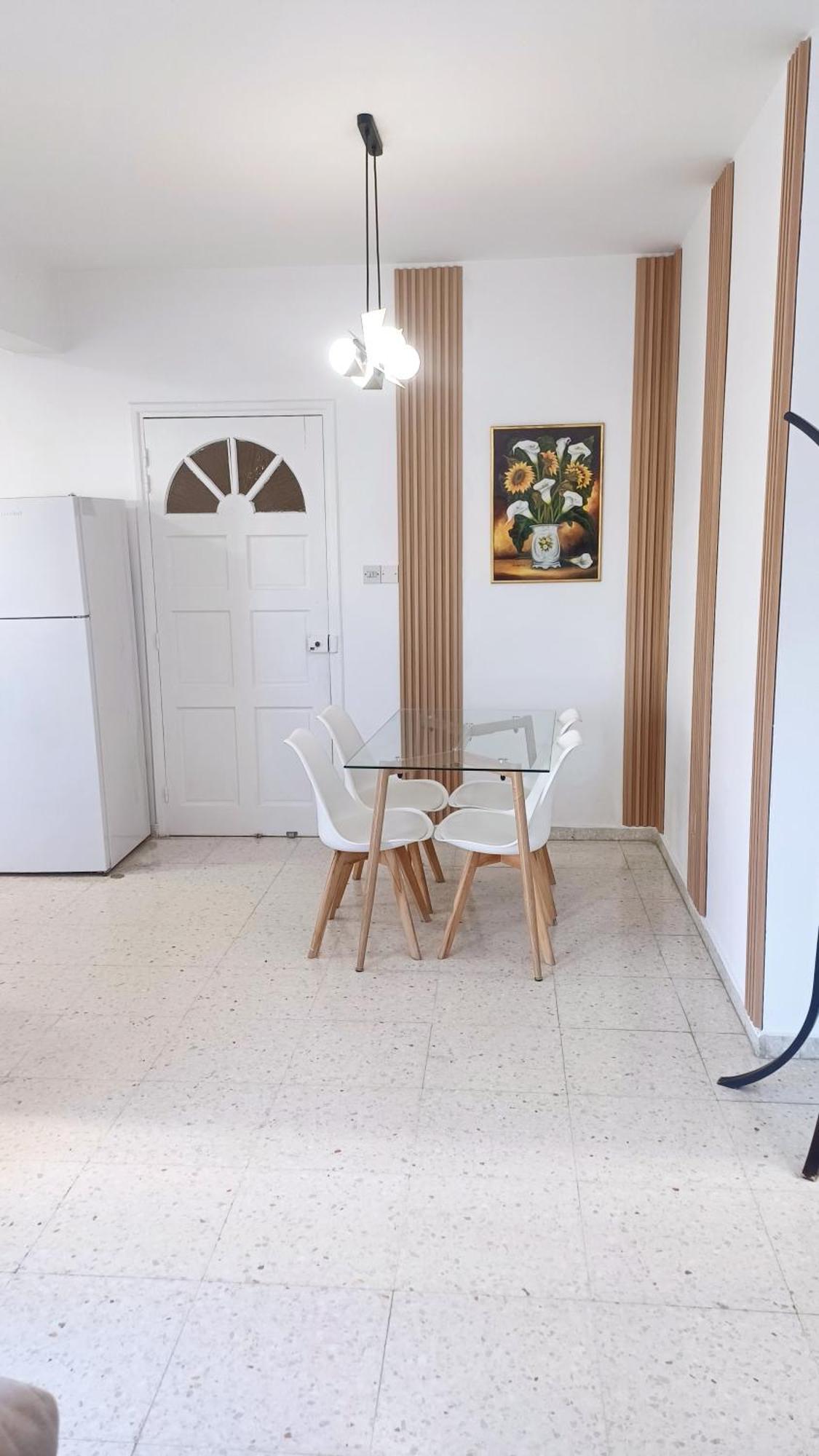 Spacious 2 Bedroom Near Mall -internet 1gbps Paphos