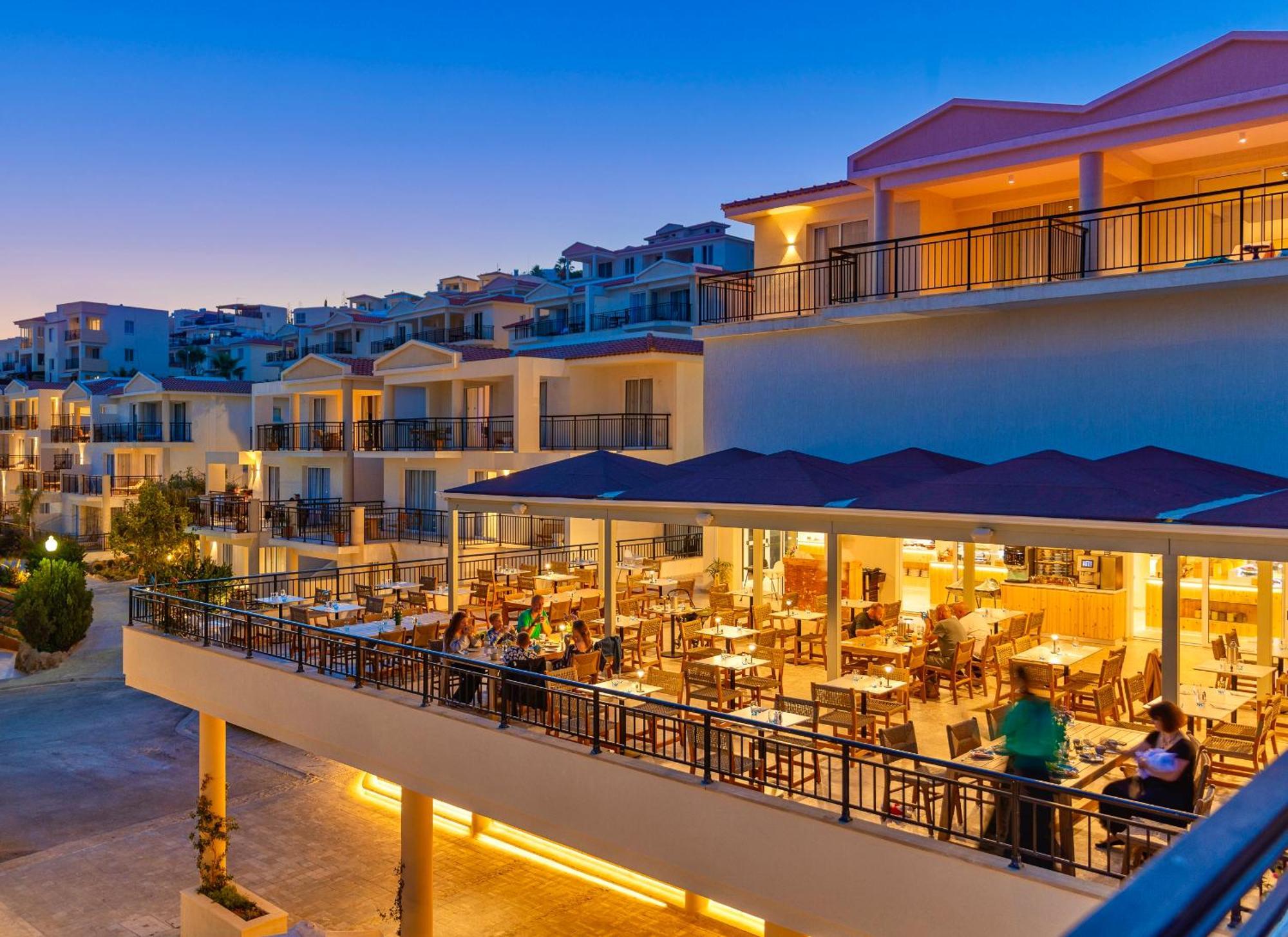 Wellclub - Family Wellness & Seaview Suites