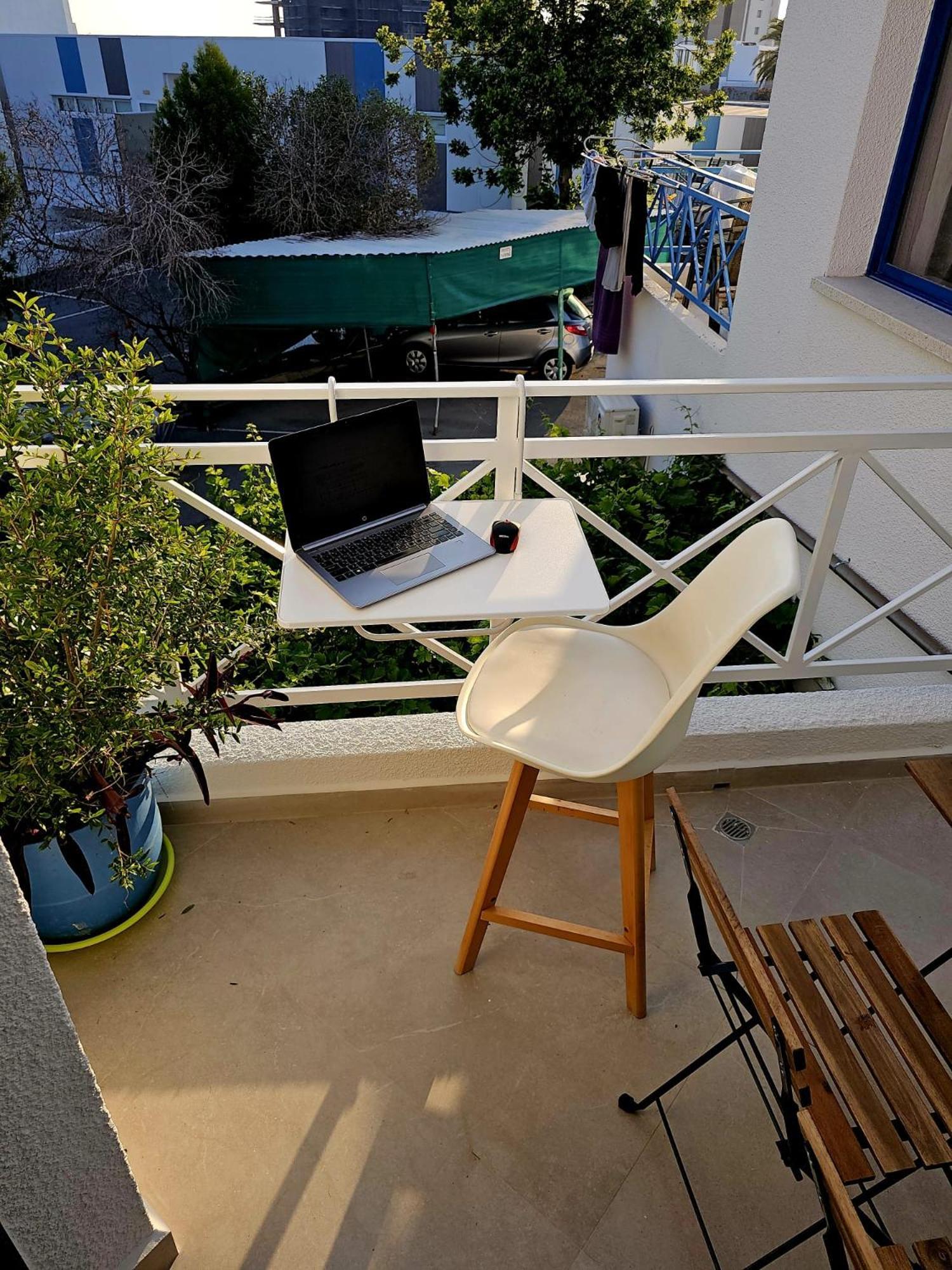 Pool Sight Center Location 2 Bedrooms Apartment *