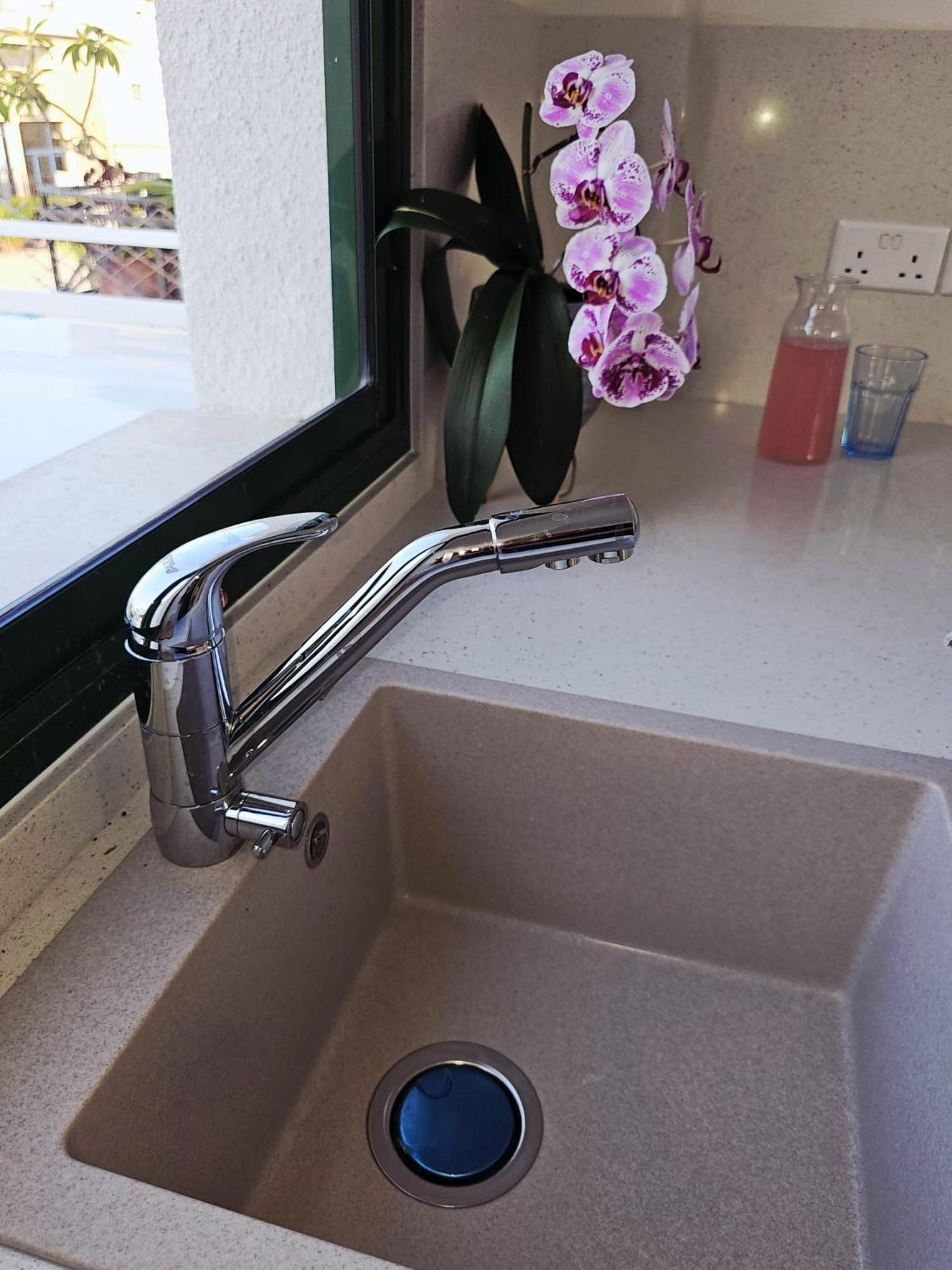 Apartment Pool Sight Center Location 2 Bedrooms Paphos