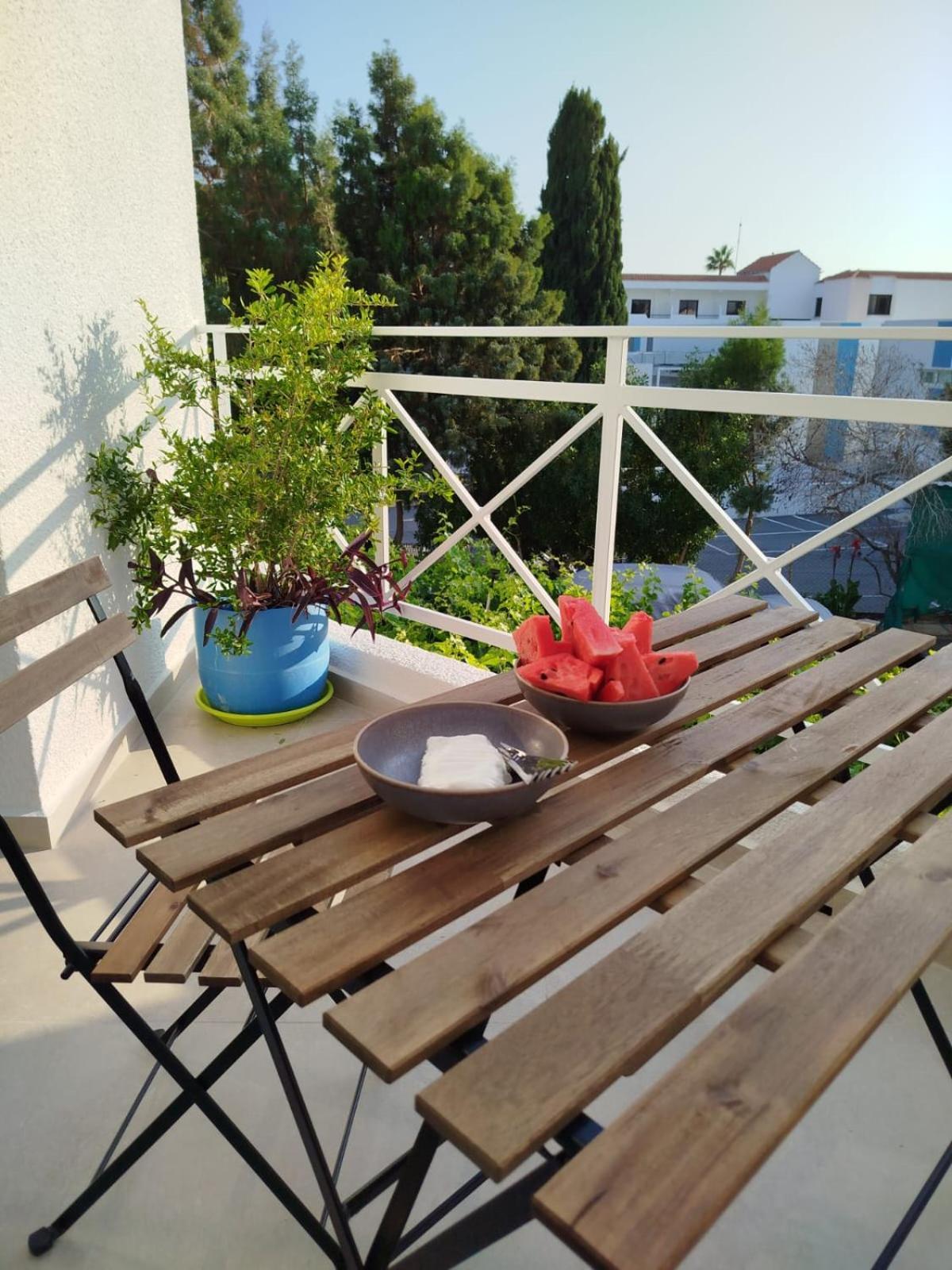 Pool Sight Center Location 2 Bedrooms *