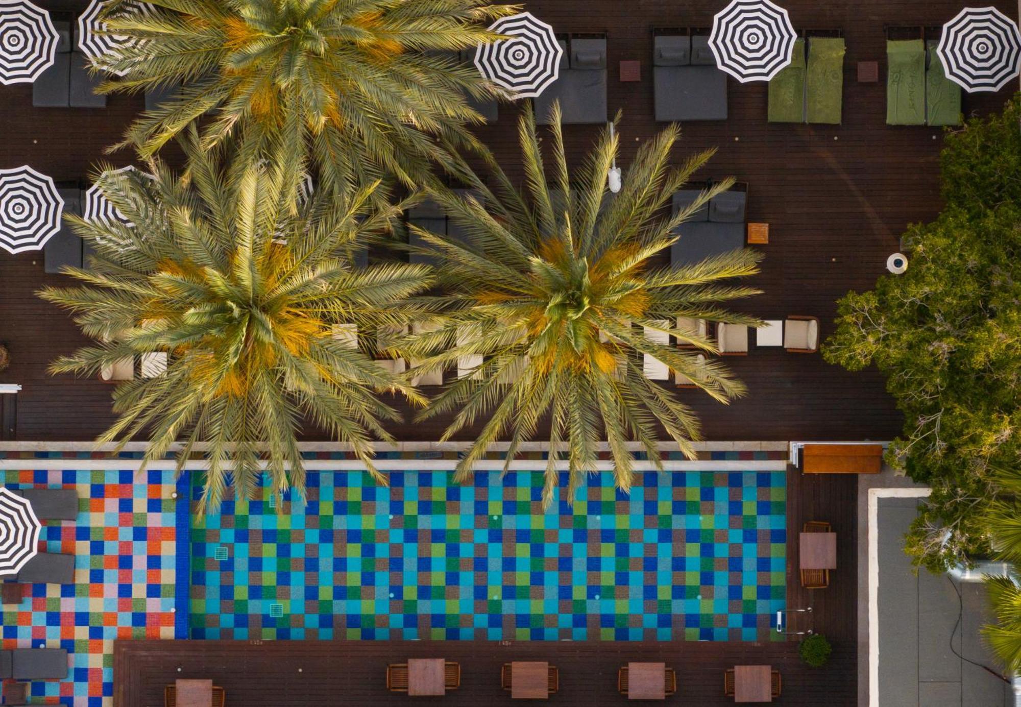 Hotel King Jason - Designed For Adults By Louis 4*