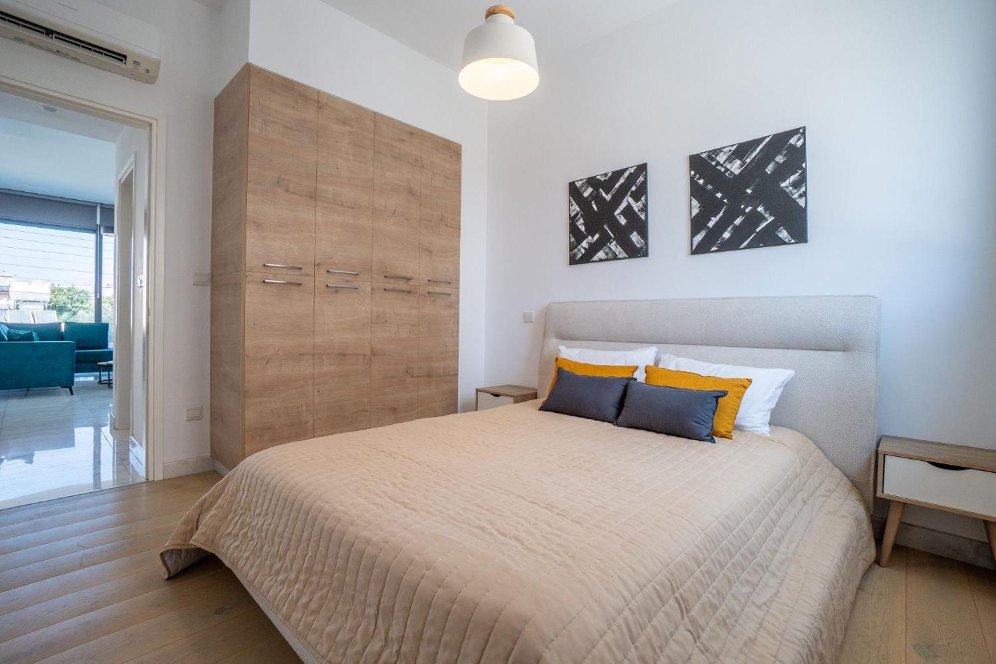 View 101 2 Bed *