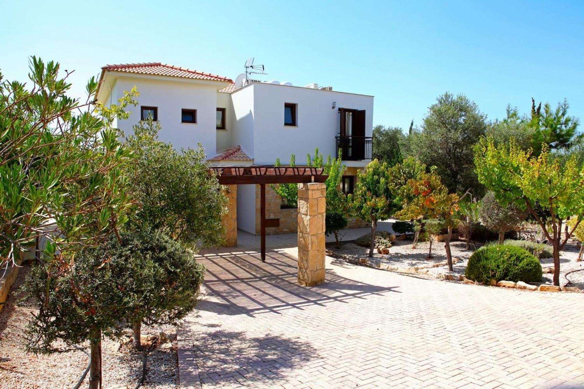 Aphrodite Hills Superior Superior 0085 Air Conditioning 3 Bedrooms Villa *