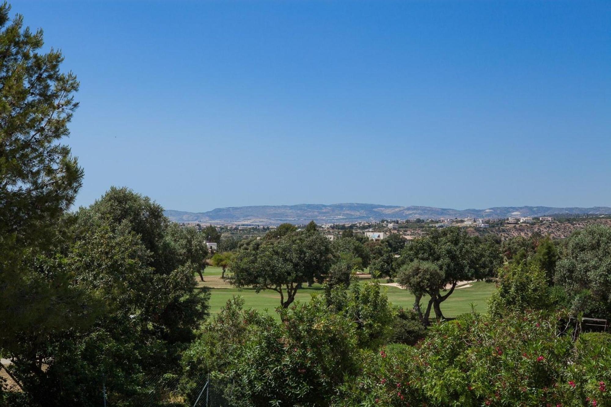 Villa Aphrodite Hills Superior Superior 0065 Air Conditioning 2 Bedrooms *