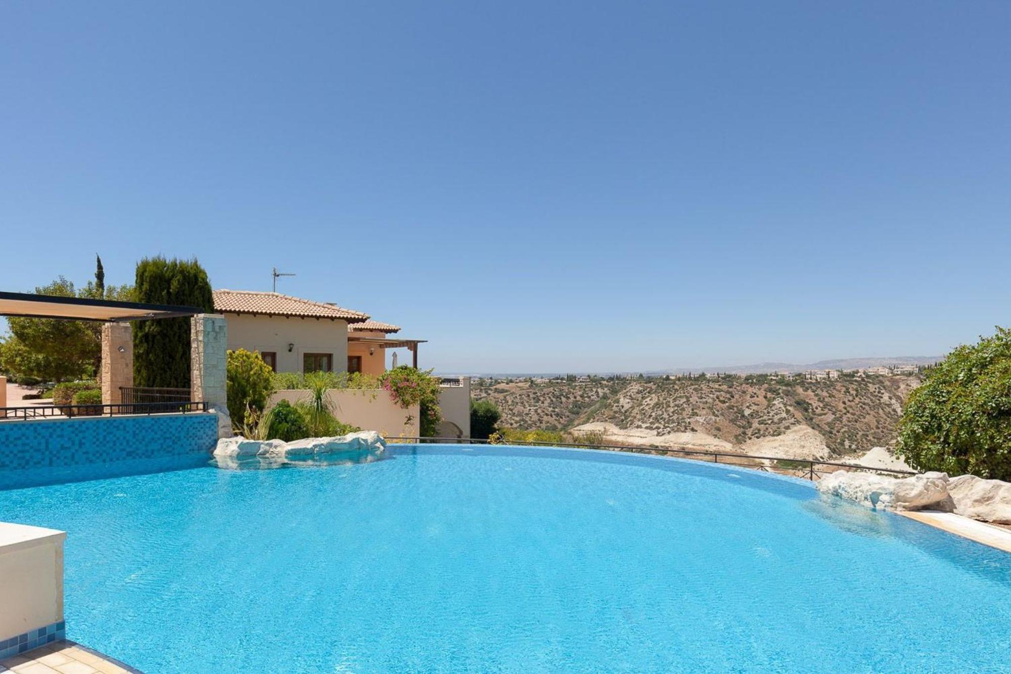 Villa Aphrodite Hills Junior Junior Fz02 Air Conditioning 3 Bedrooms Paphos