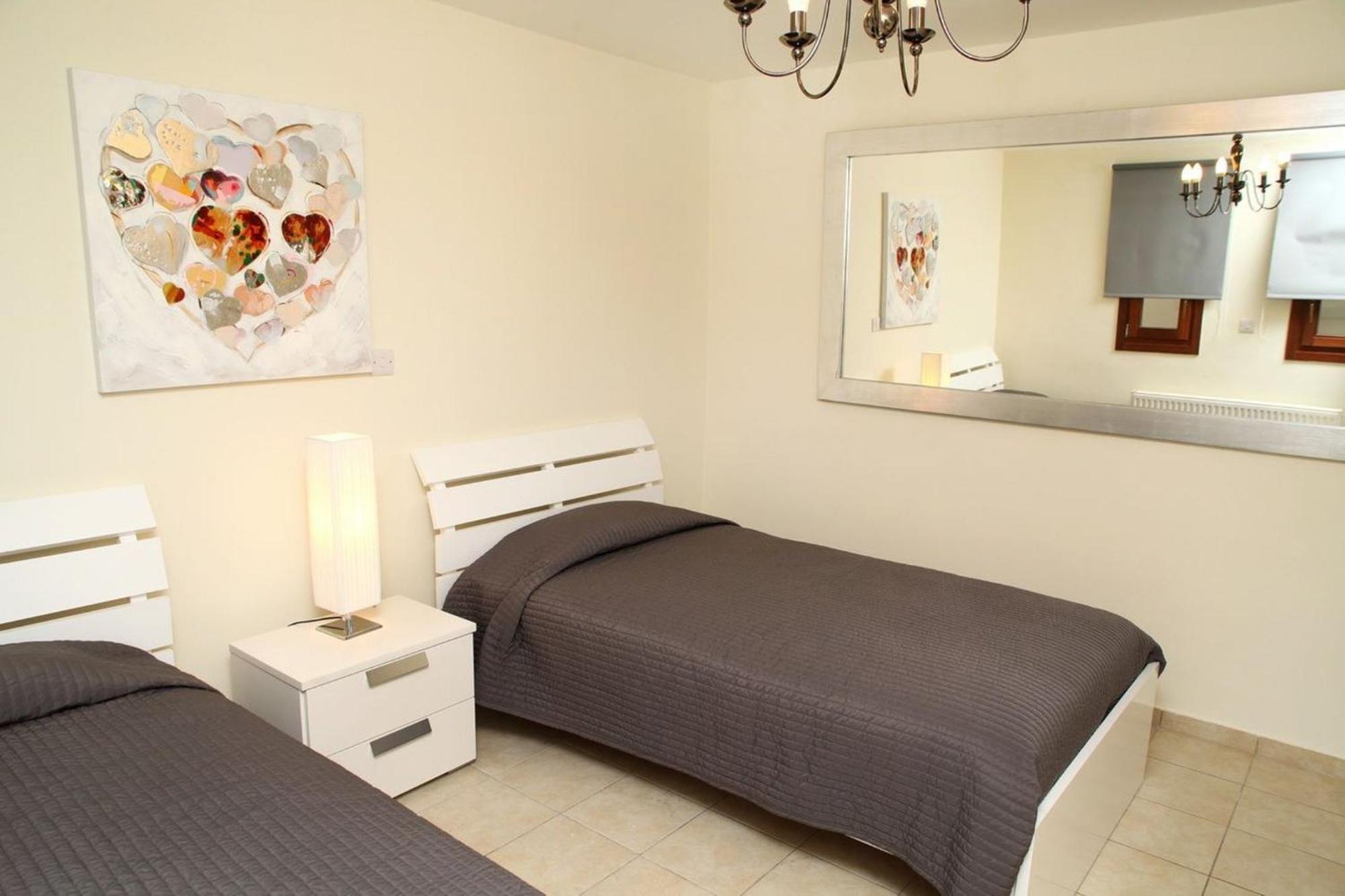 Aphrodite Hills Superior Superior 0403 Air Conditioning 5 Bedrooms Pousada Paphos