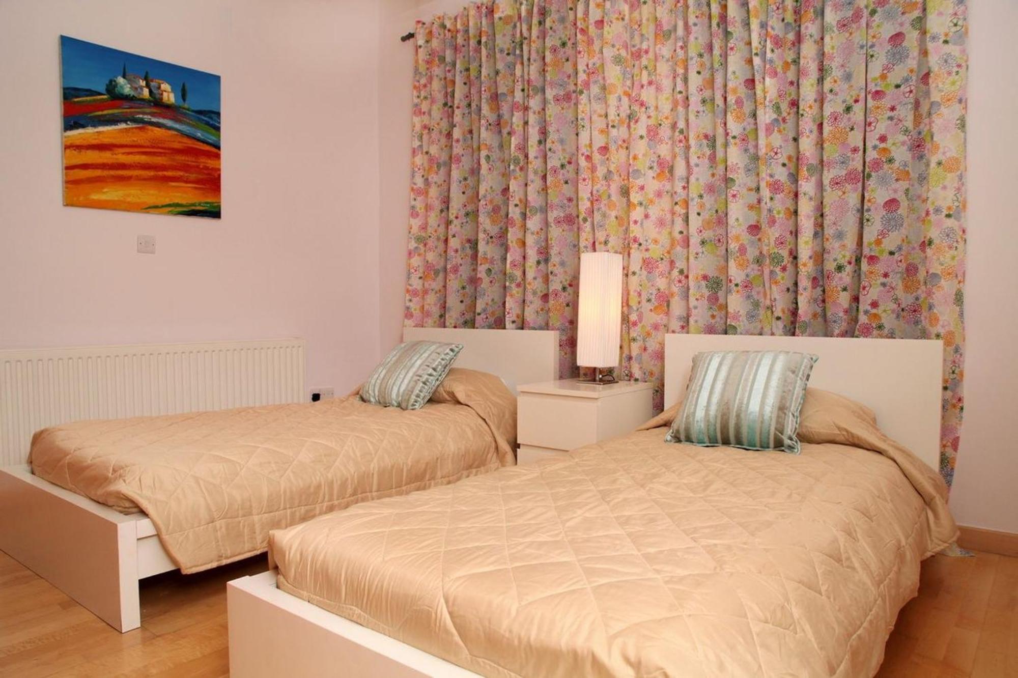 Aphrodite Hills Superior Superior 0403 Air Conditioning 5 Bedrooms Pousada Paphos