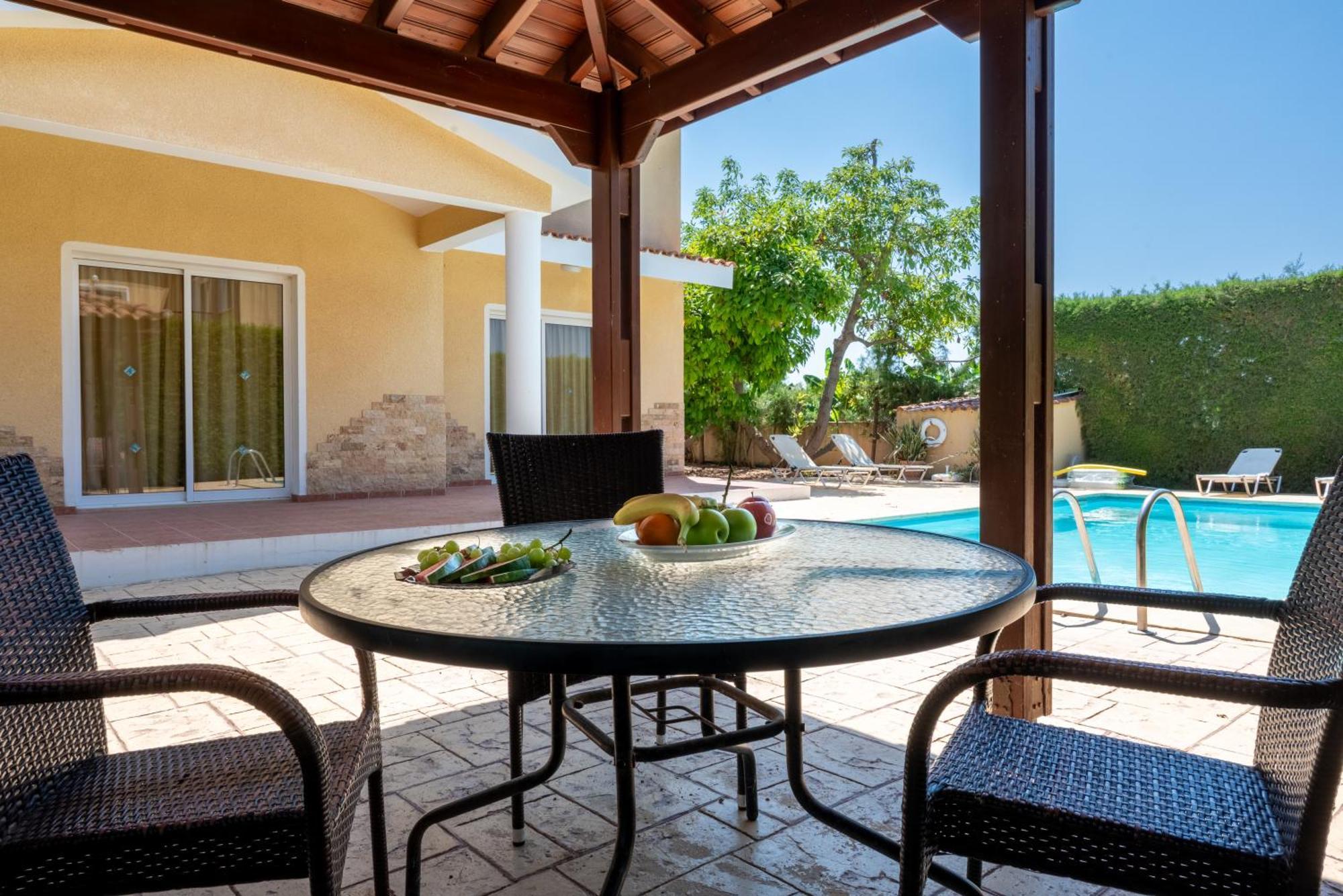 Villa Villa Aspasia In Peyia, Private Pool & 3 Ensuite Bedrooms