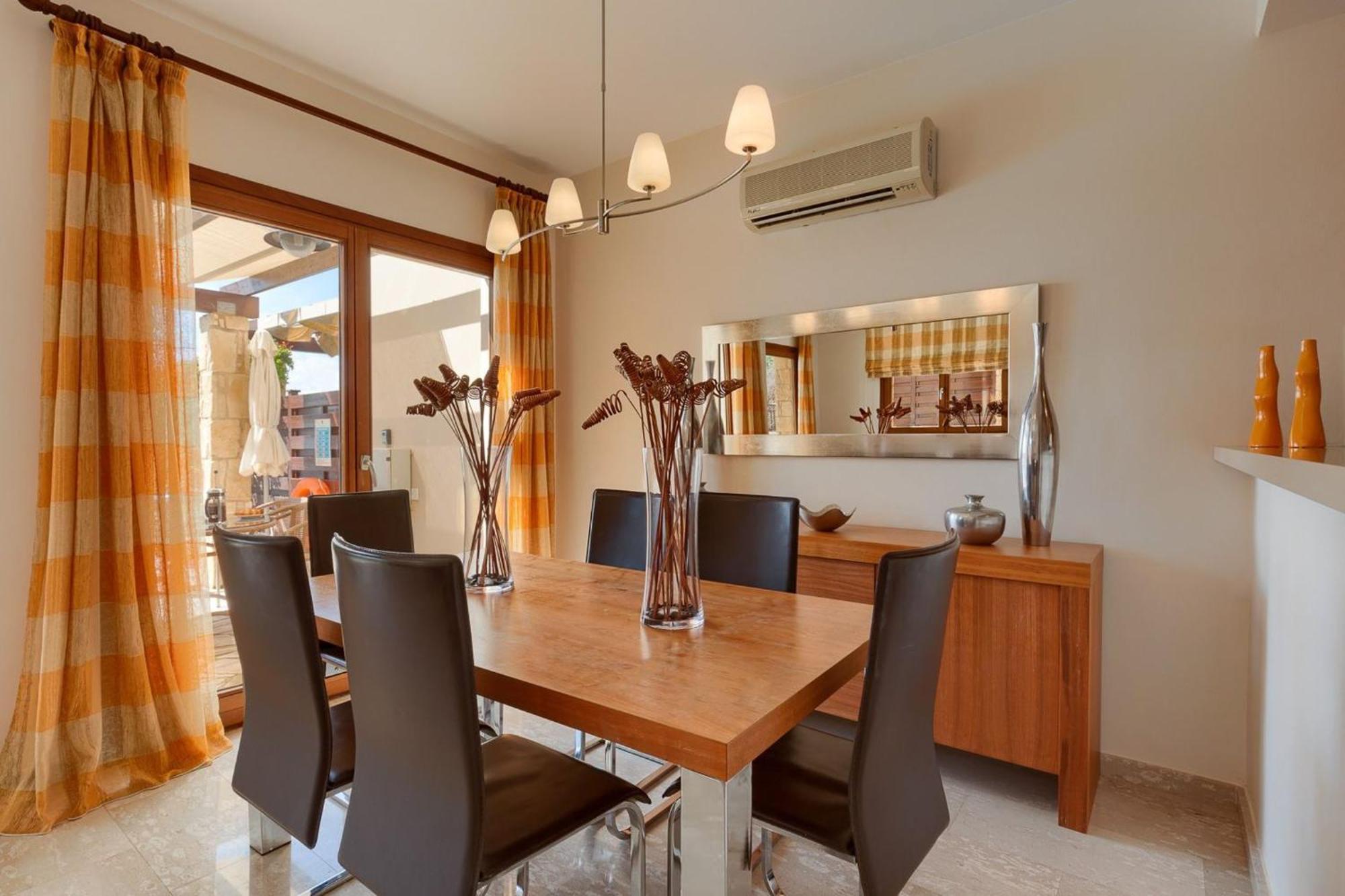 Villa Aphrodite Hills Junior Junior J003 Air Conditioning 2 Bedrooms *