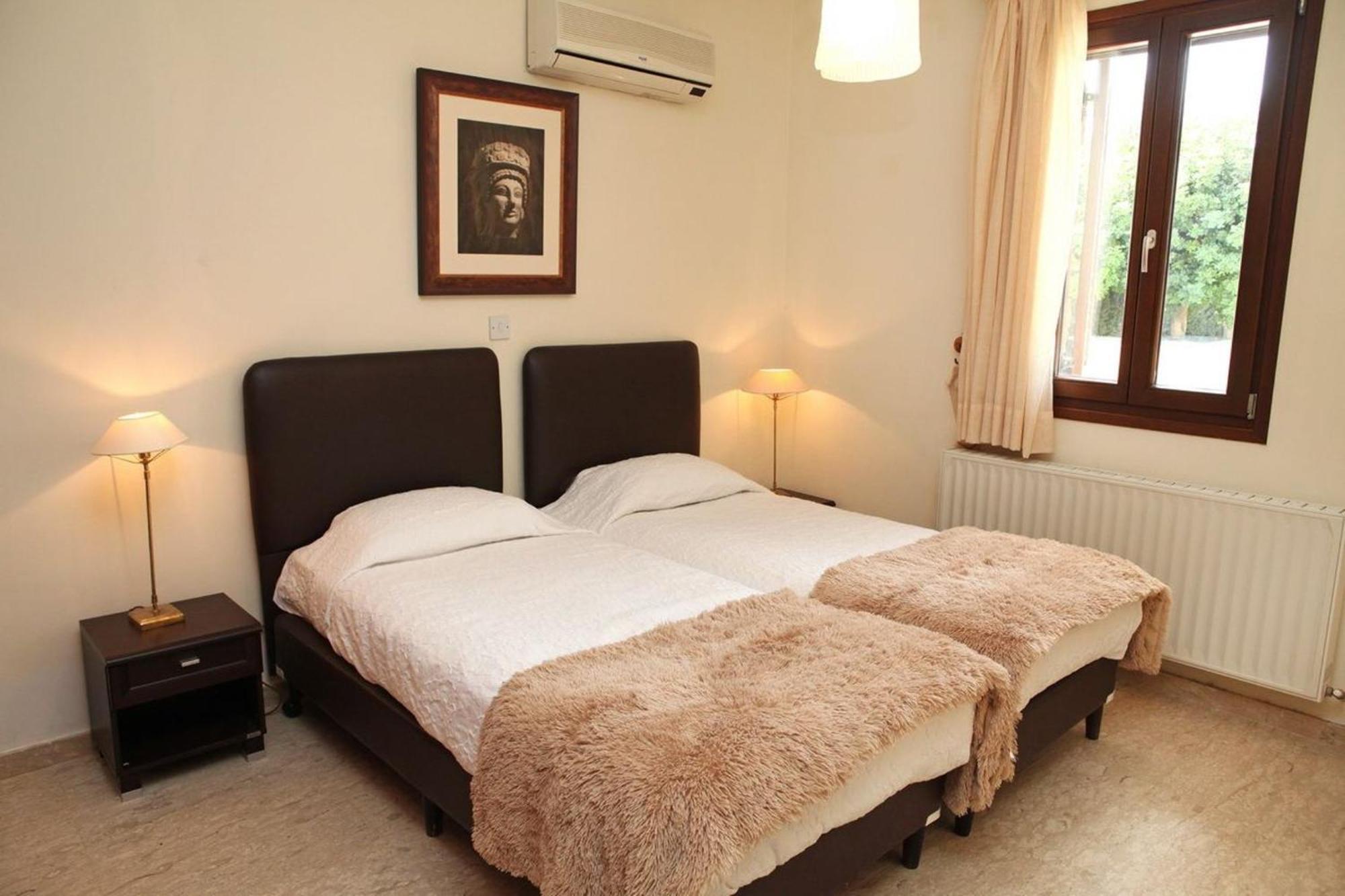 Aphrodite Hills Superior Superior 0085 Air Conditioning 3 Bedrooms *