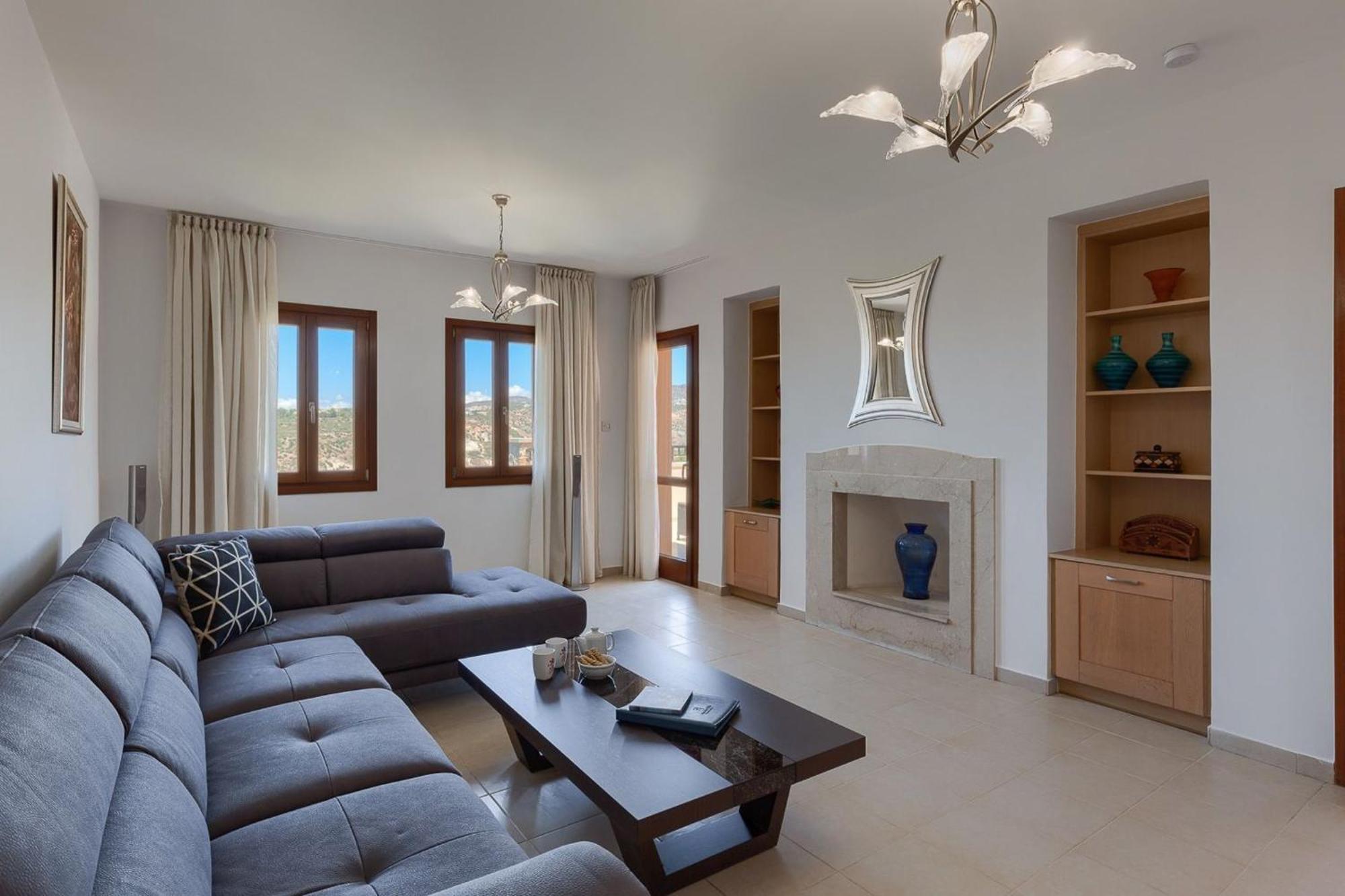 Aphrodite Hills Junior Junior Fz02 Air Conditioning 3 Bedrooms Paphos