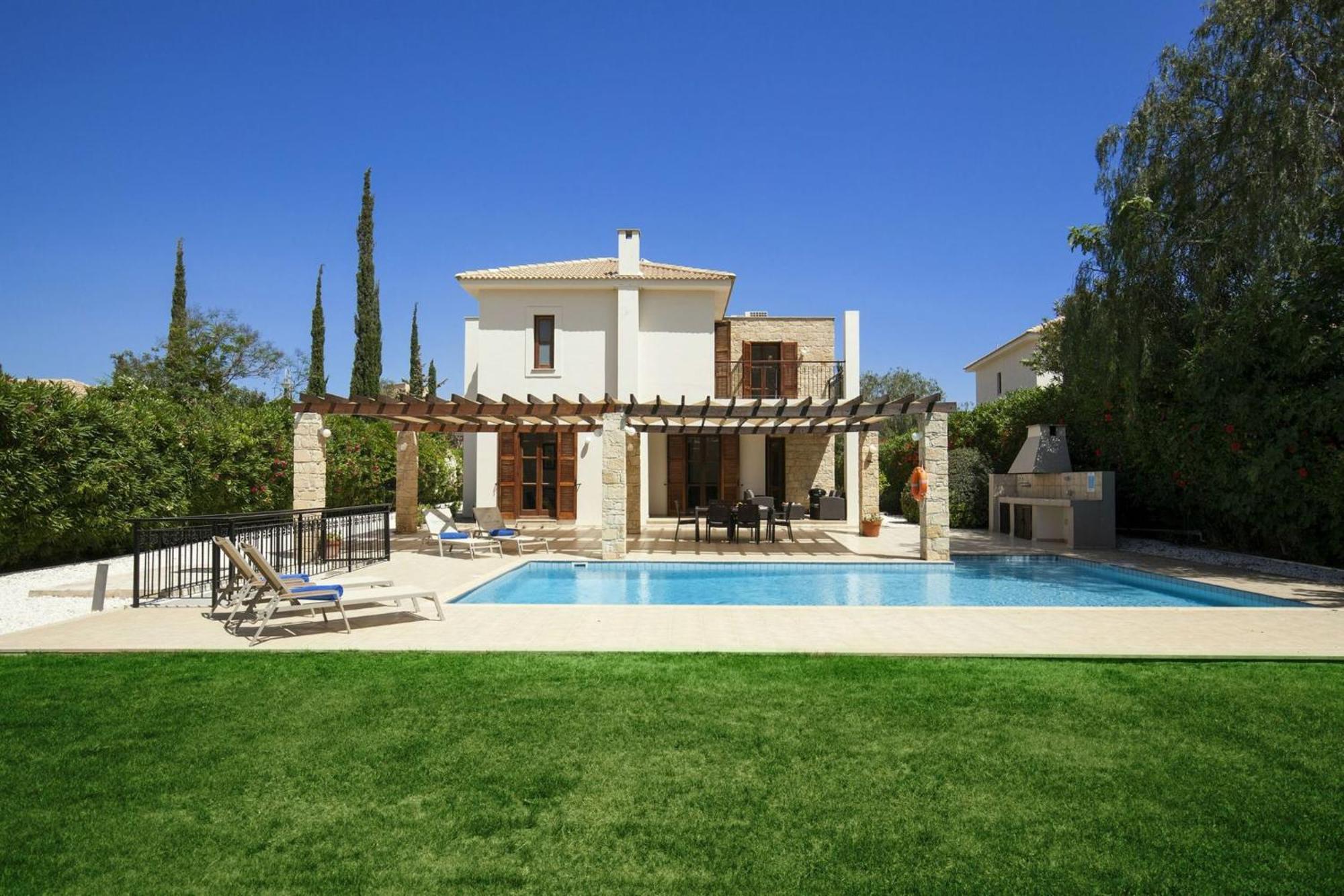 Aphrodite Hills Superior Superior 0065 Air Conditioning 2 Bedrooms * Paphos
