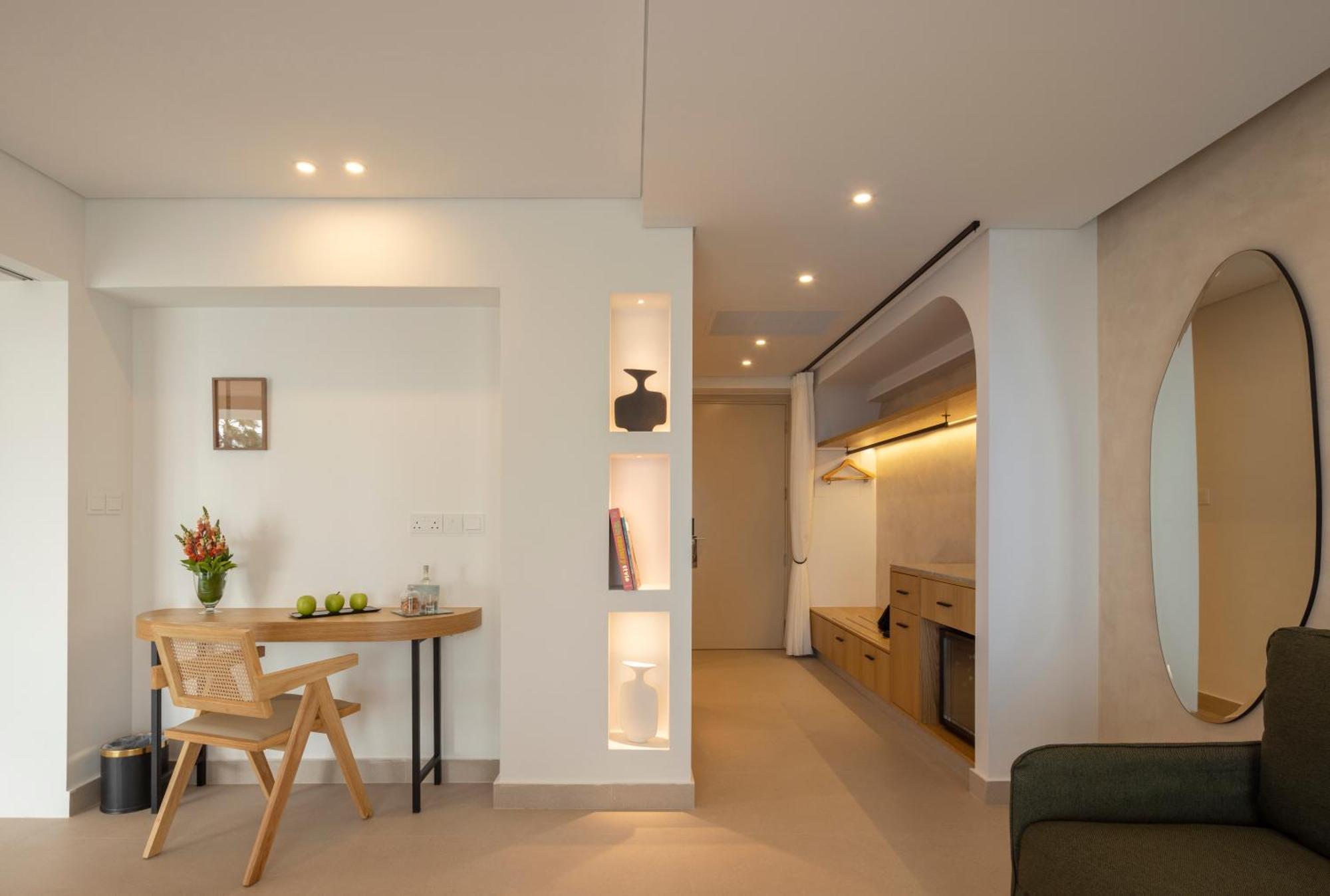 Hills & By Brown 4* Paphos