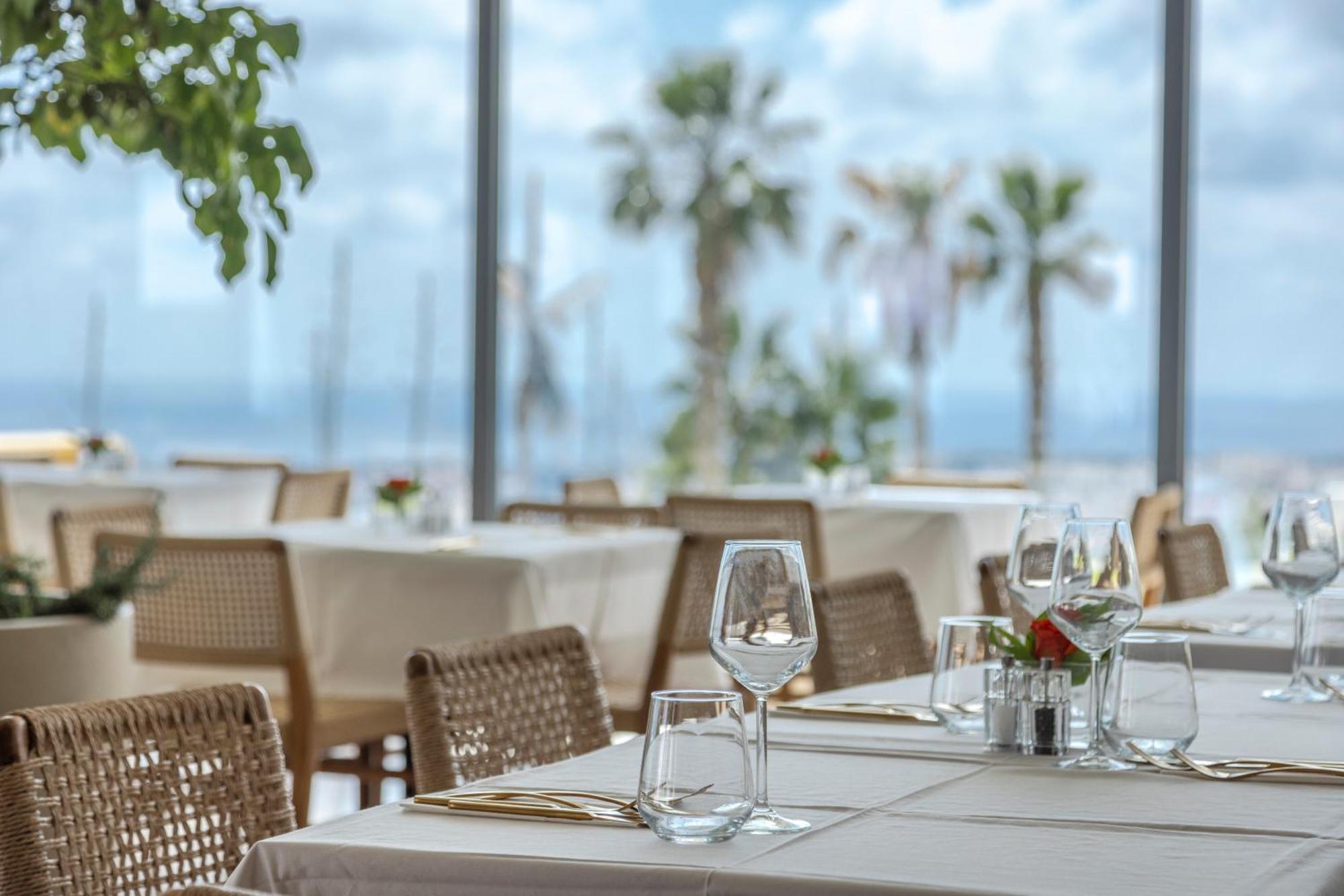 Hills & By Brown 4* Paphos