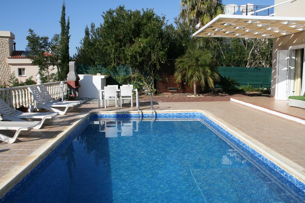 Athina Villa