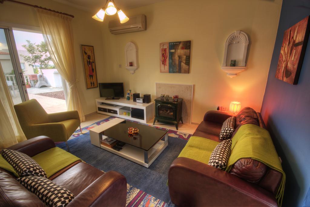Athina Villa