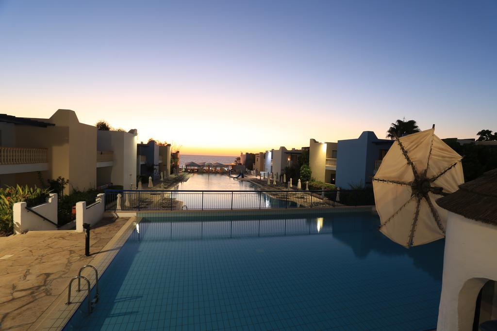 Eleni Hotel 4*
