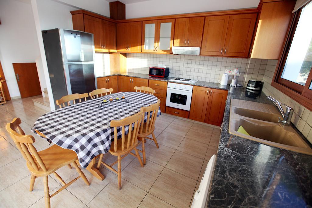 Villa Villa Elina *