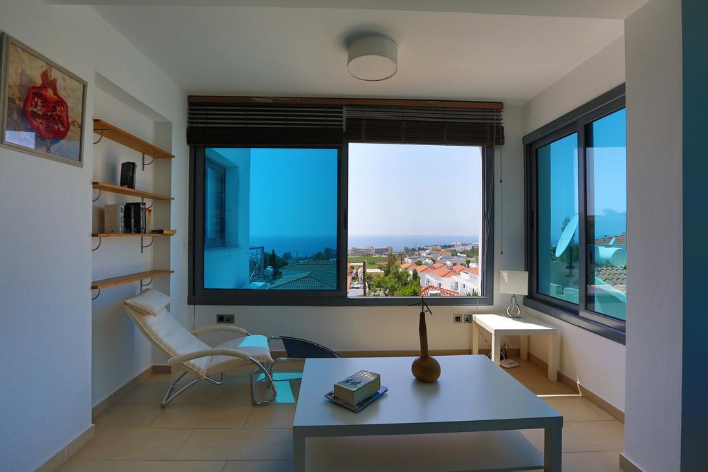 Villa Infinite Blu