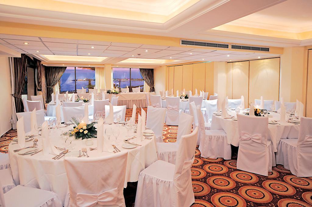Hotel Alexander The Great Beach 4*
