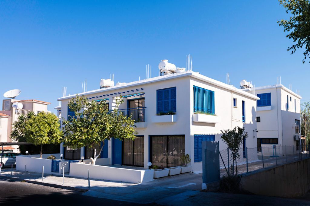 Sunny Hill Aparthotel 3*