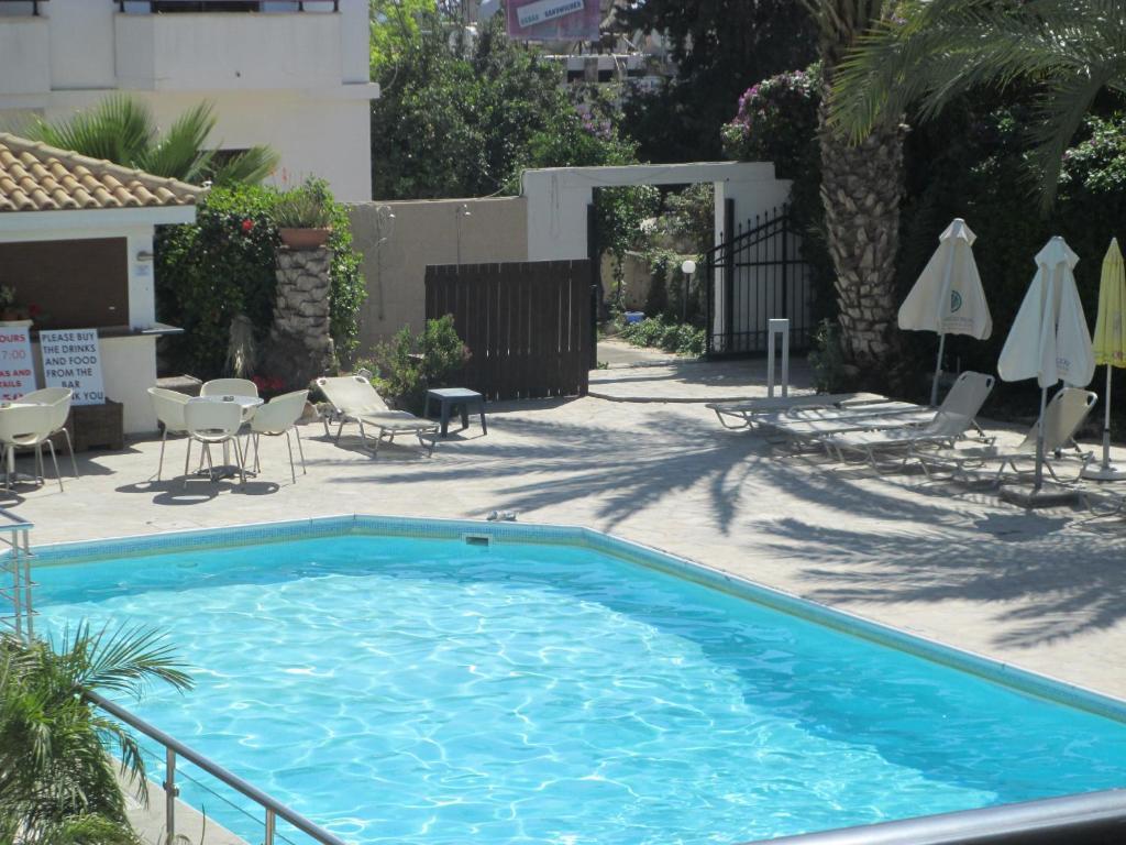 Andries Aparthotel