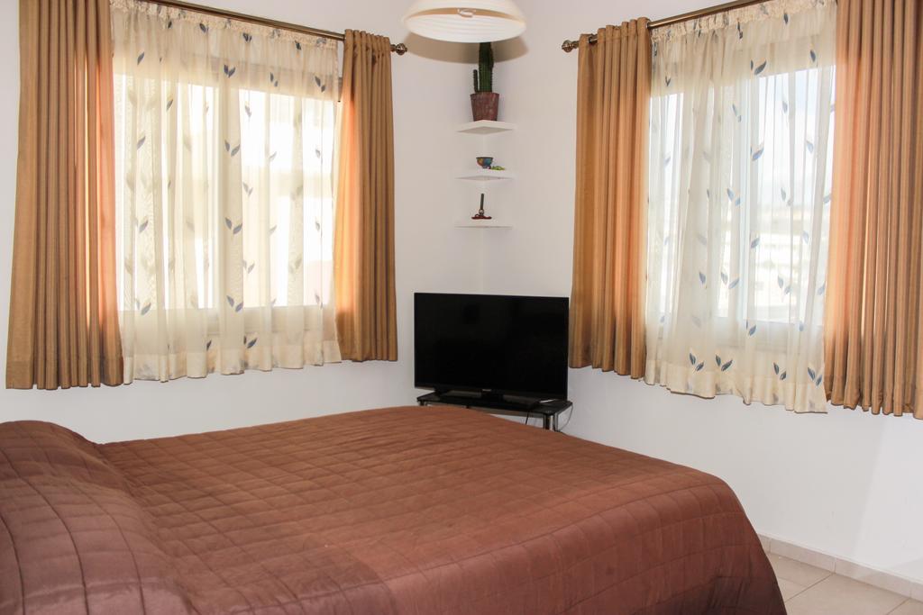 King's Gardens Apartment *