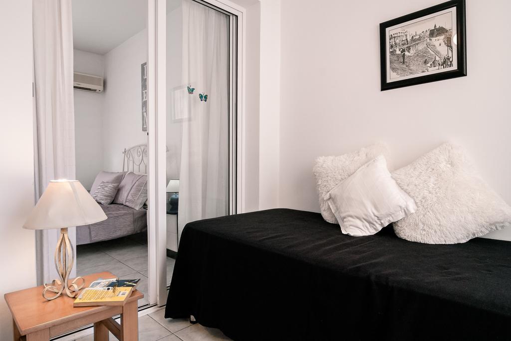 Sue's Apartment *