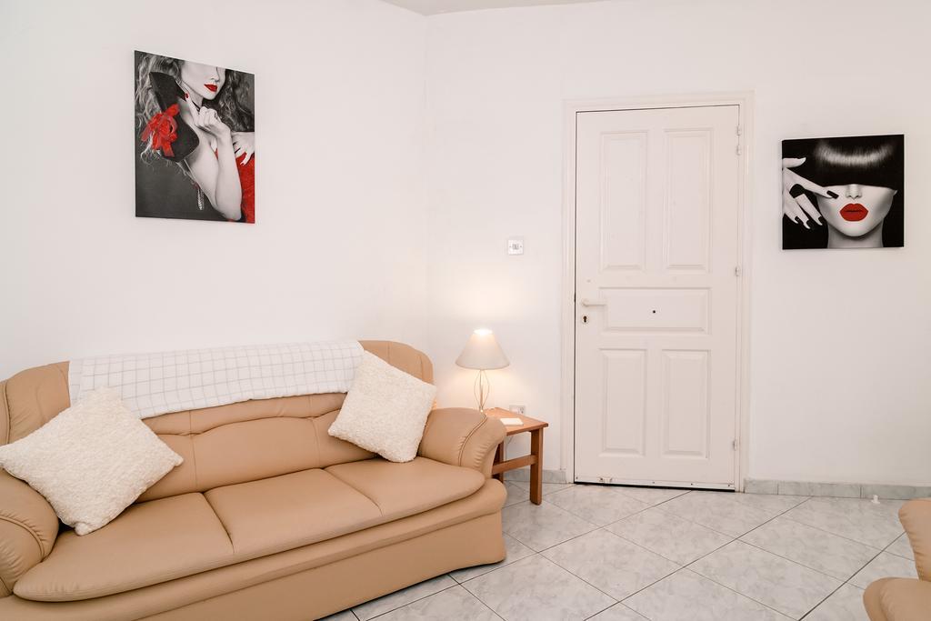 Apartment Sue's Paphos