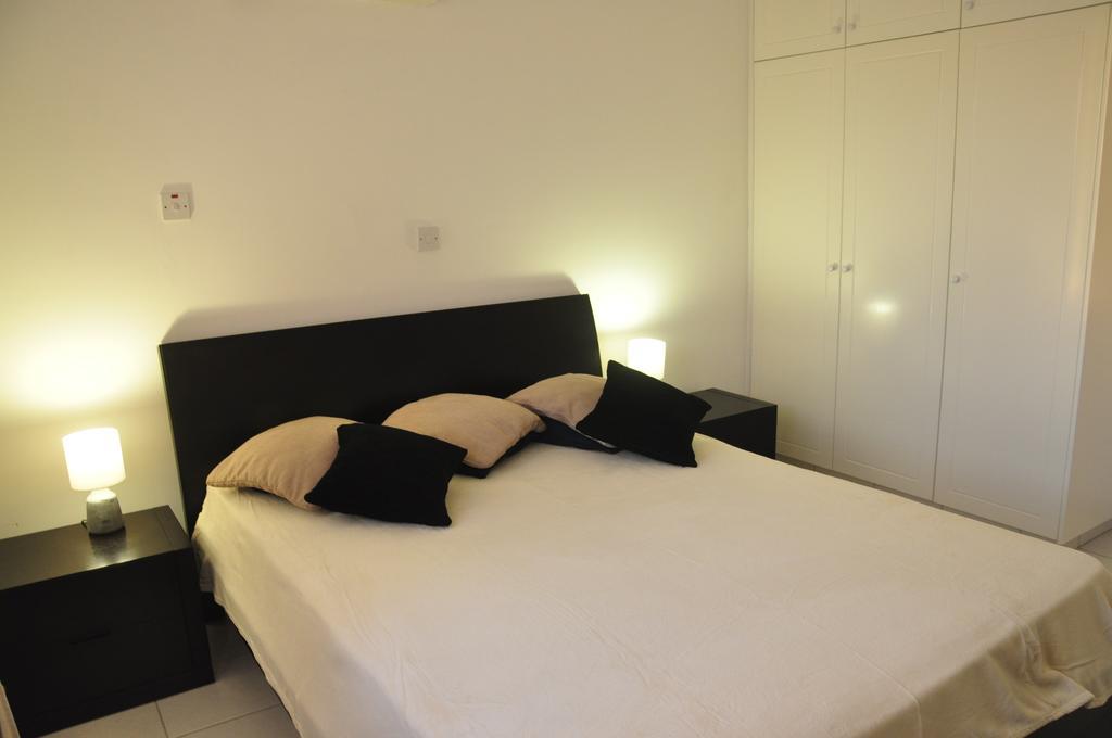 Helena Apartment