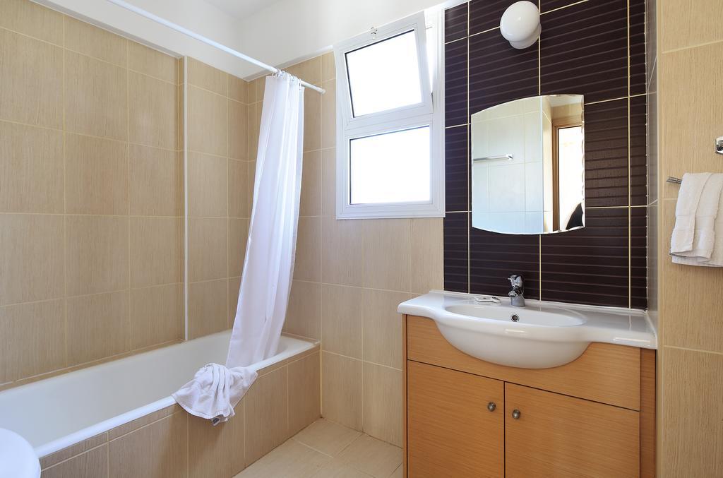 Adamou Gardens Apartment Paphos