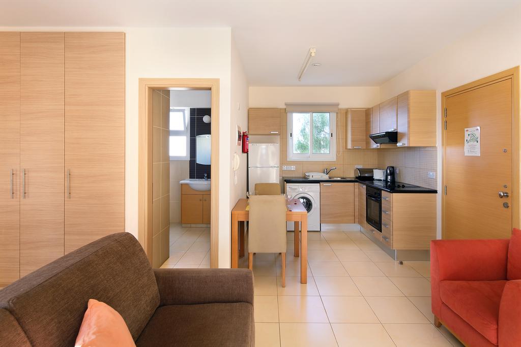 Adamou Gardens Apartment *