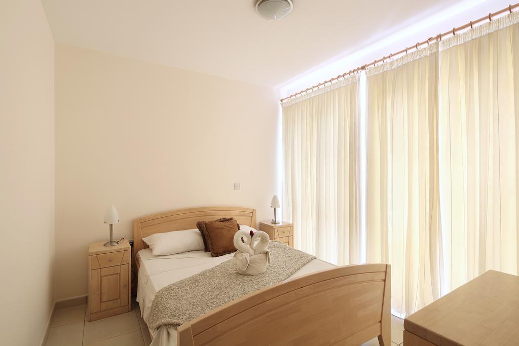 Apartment Adamou Gardens