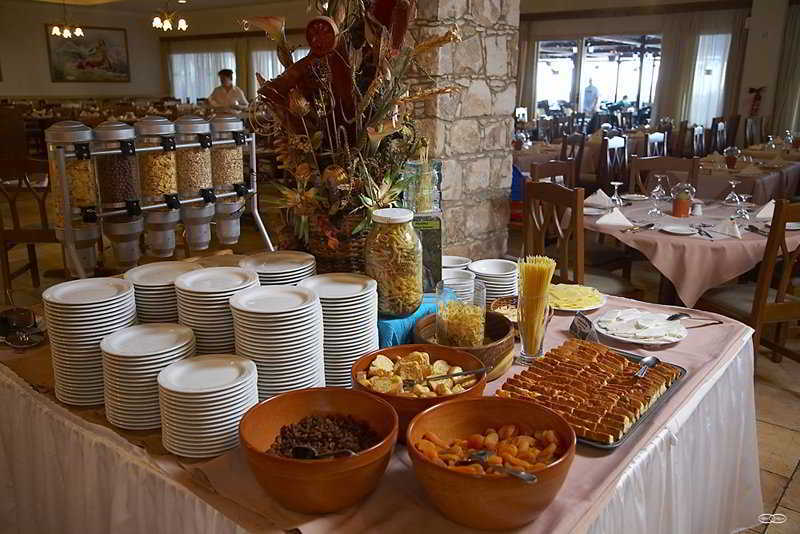 Atlantica Akteon Aparthotel
