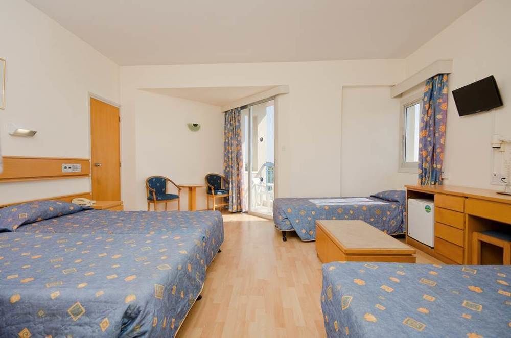 Kissos Hotel 3*