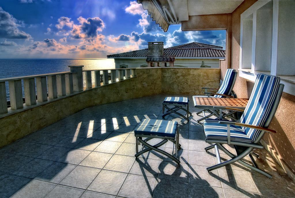 Villa Mia