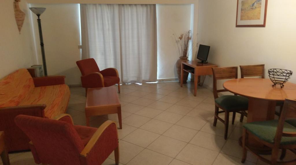 Panareti Aparthotel 3*