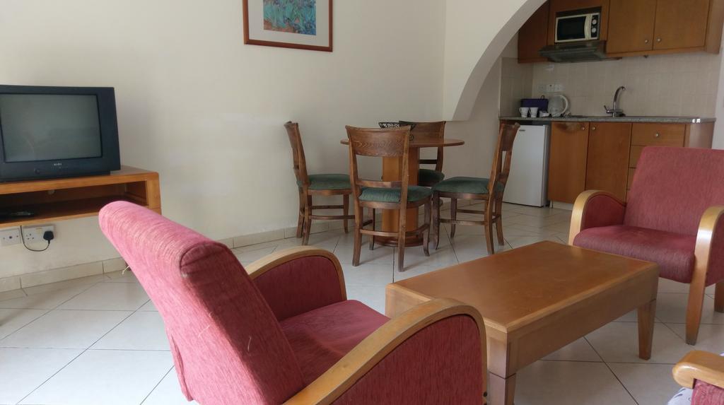 Aparthotel Panareti Paphos