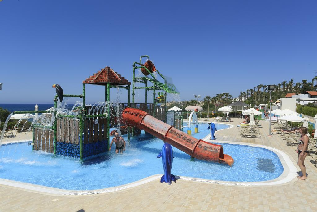 Aqua Sol Water Park Resort