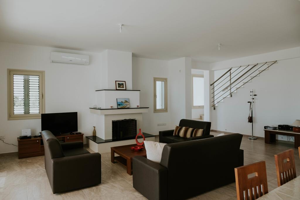 Despoina Villa *