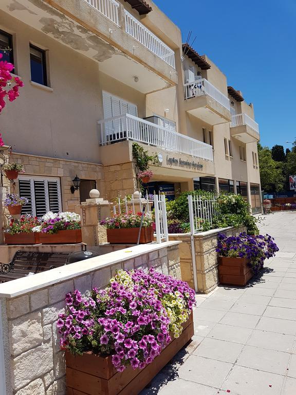 Jasmin Gardens