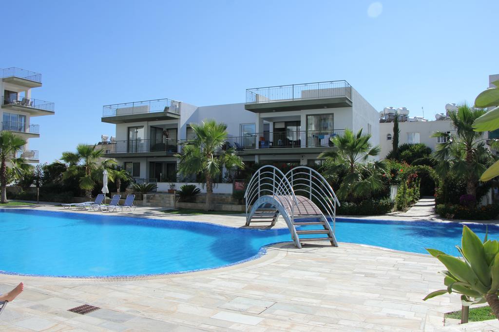 Danaos Pool View Apartment