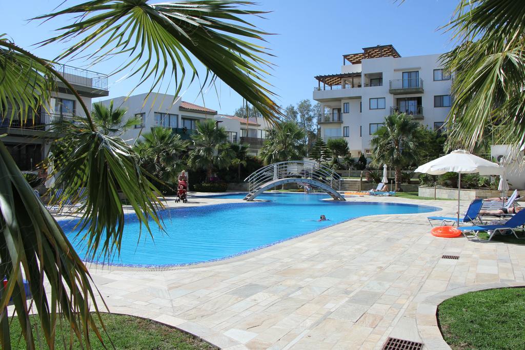 Apartment Danaos Pool View