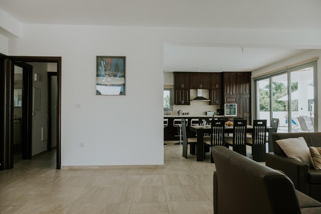 Despoina Villa *
